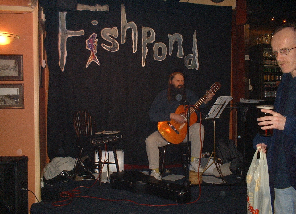 Singer alan robinson at the fishpond matlock bath